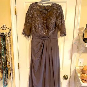 Mother or Mother n law of the bride dress